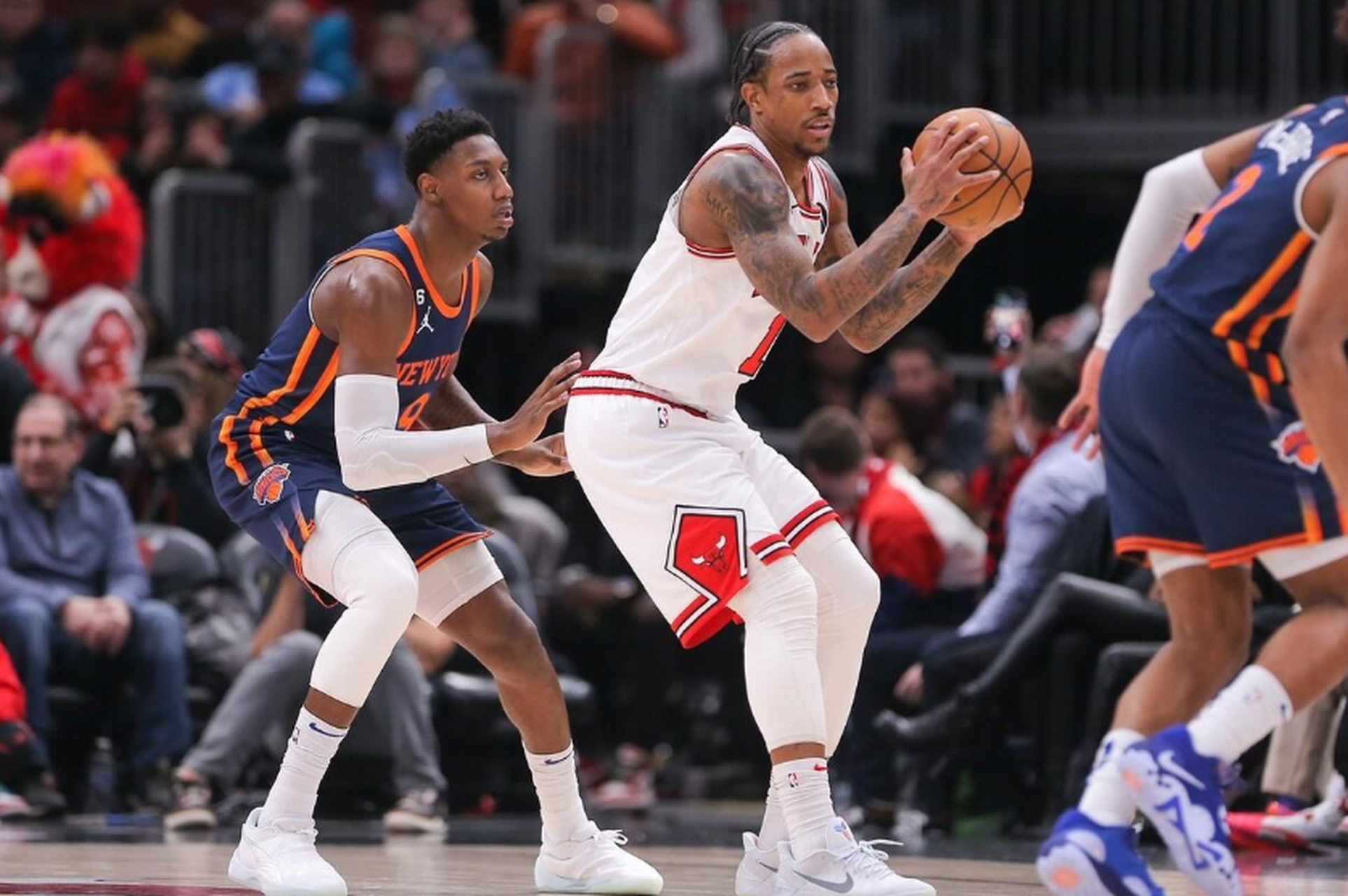 公牛新赛季战绩欠佳，管理层调整的简单介绍