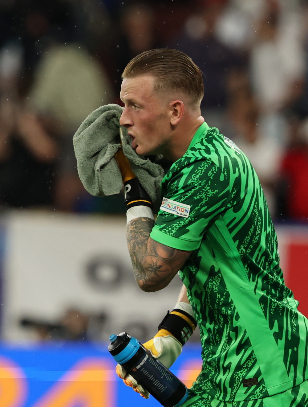 塞尔维亚国际足球队球员遭遇伤病危机