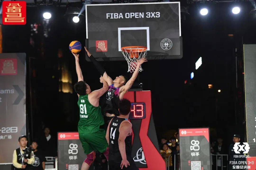 包含争霸赛再启，篮球联赛再度引发热议的词条