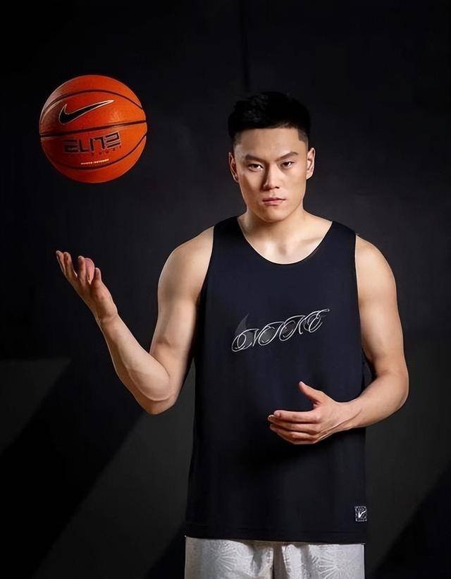 包含上海男篮实力雄厚，深圳垂头丧气的词条