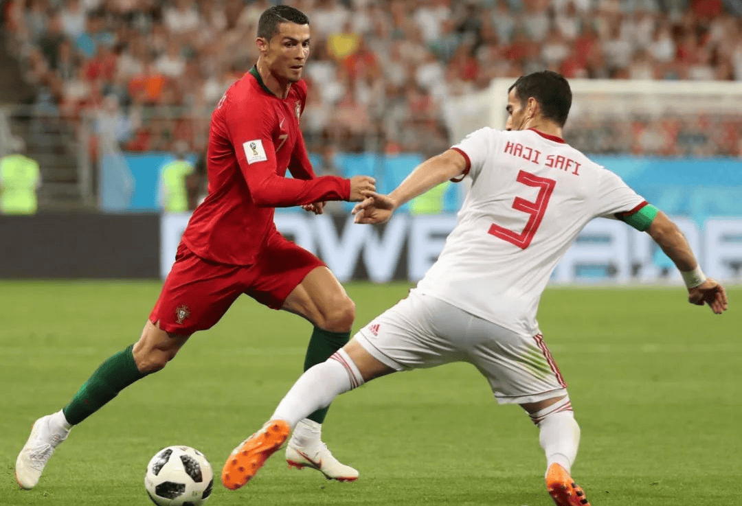 包含捷克队逆袭晋级，摘取欧洲大赛八强头名殊荣的词条