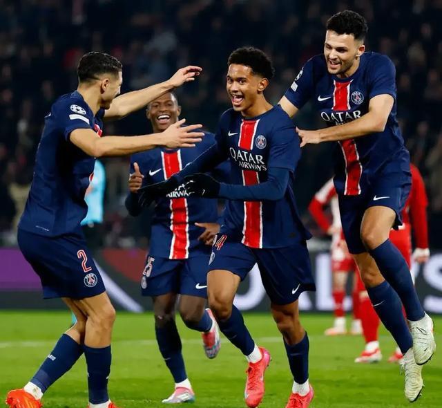 梅开二度！姆巴佩助大巴黎继续领跑的简单介绍