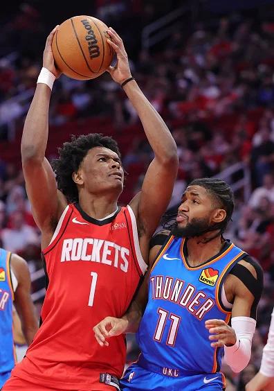 猛龙大胜火箭，范弗利特出色表现