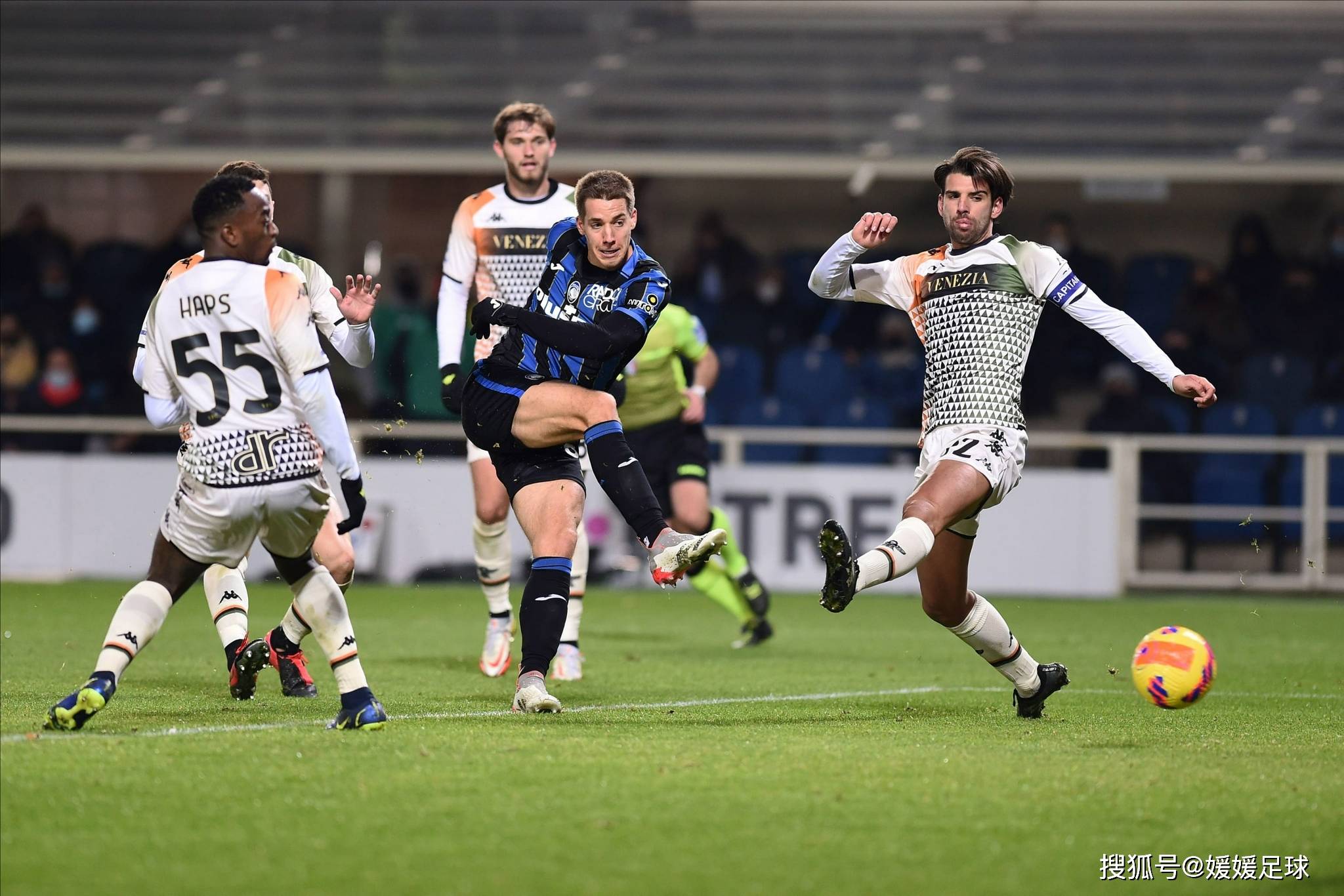 足球大战！国际豪强争夺胜者