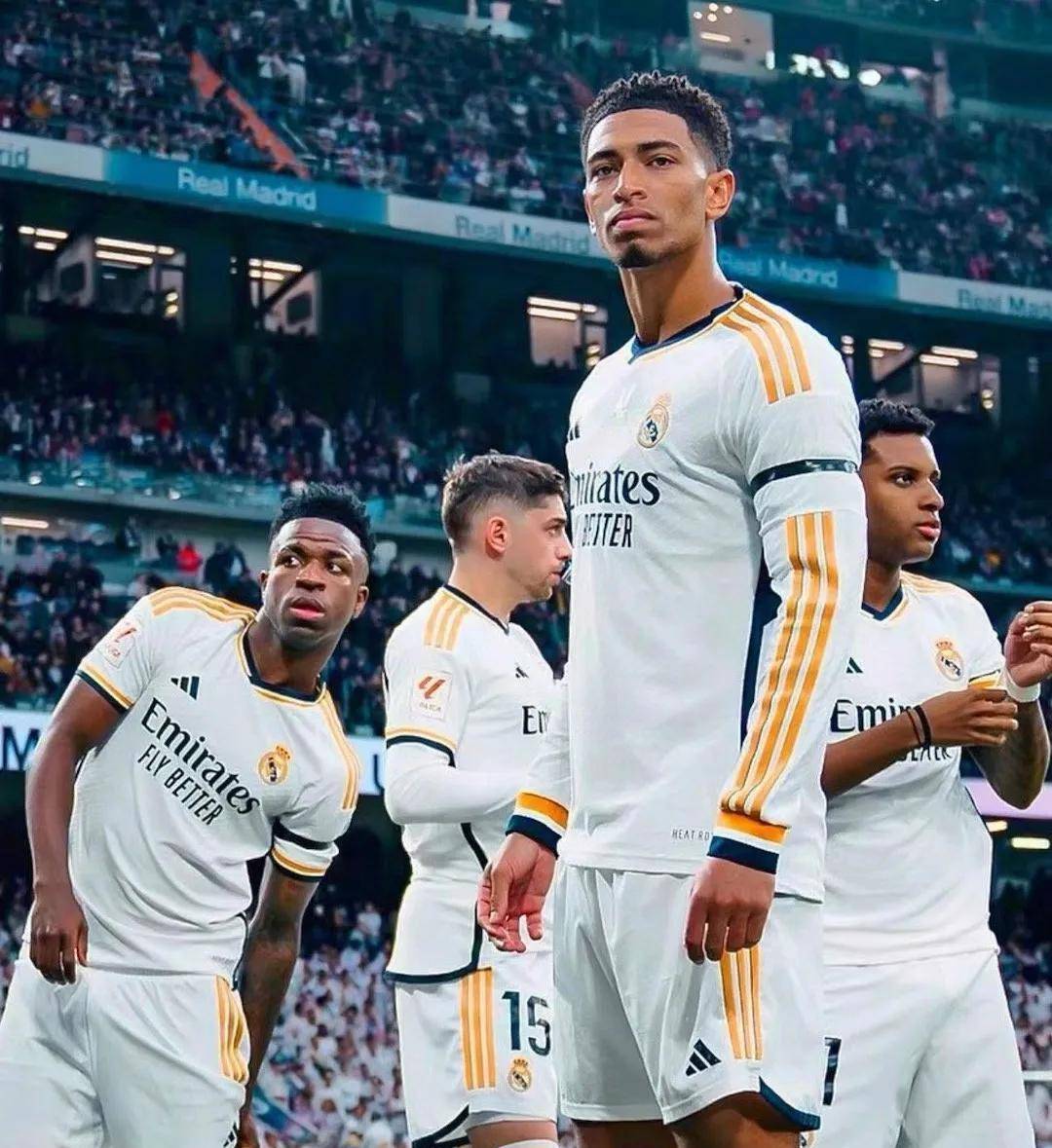 曼城惊险晋级欧冠八强，王者风范至极