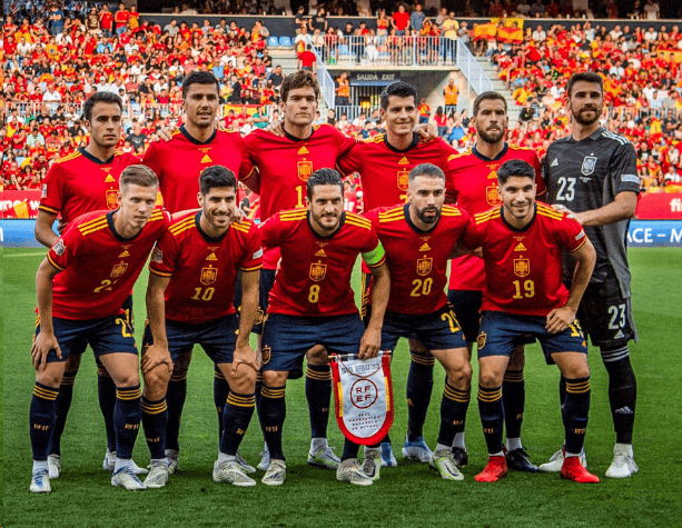 欧国联赛新晋黑马捷报频传，谁将拔得头筹？