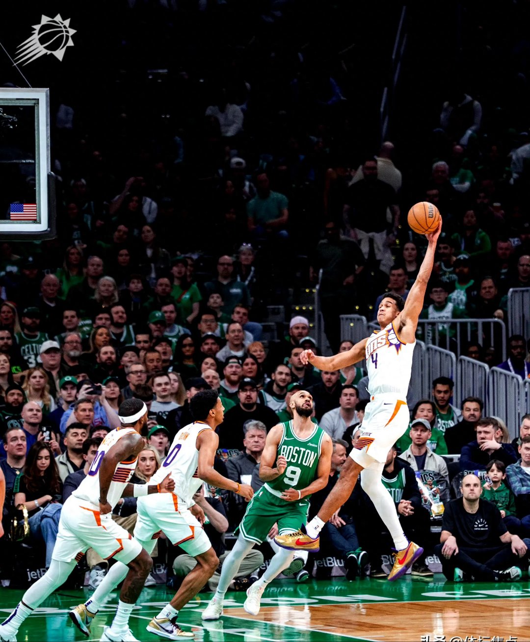 太阳队投射手状态回勇，助球队取得关键胜利