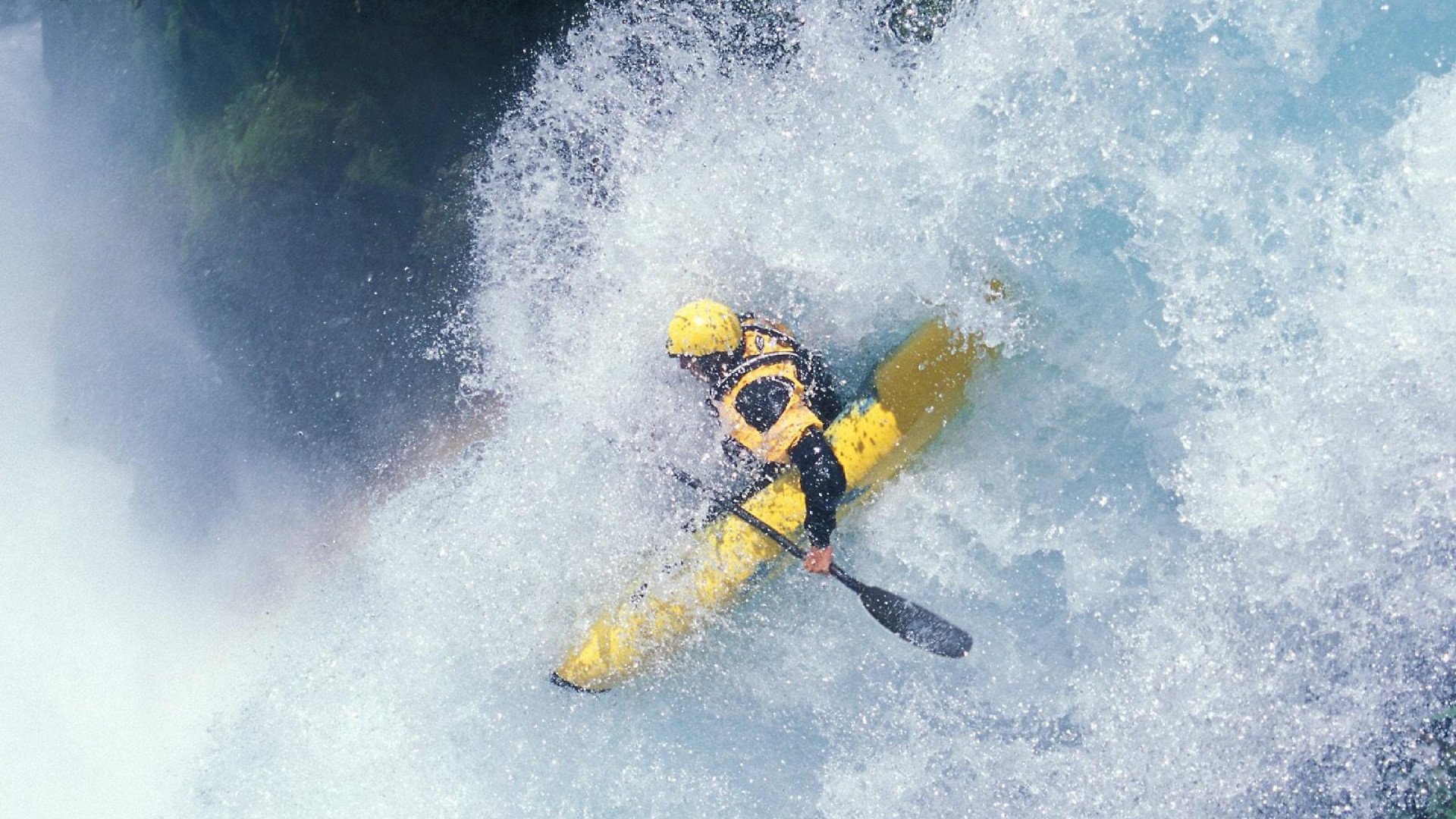 跨时空烽火,巅峰勇士死亡五小对决字母哥雄鹿,保罗·乔治43分天神下凡