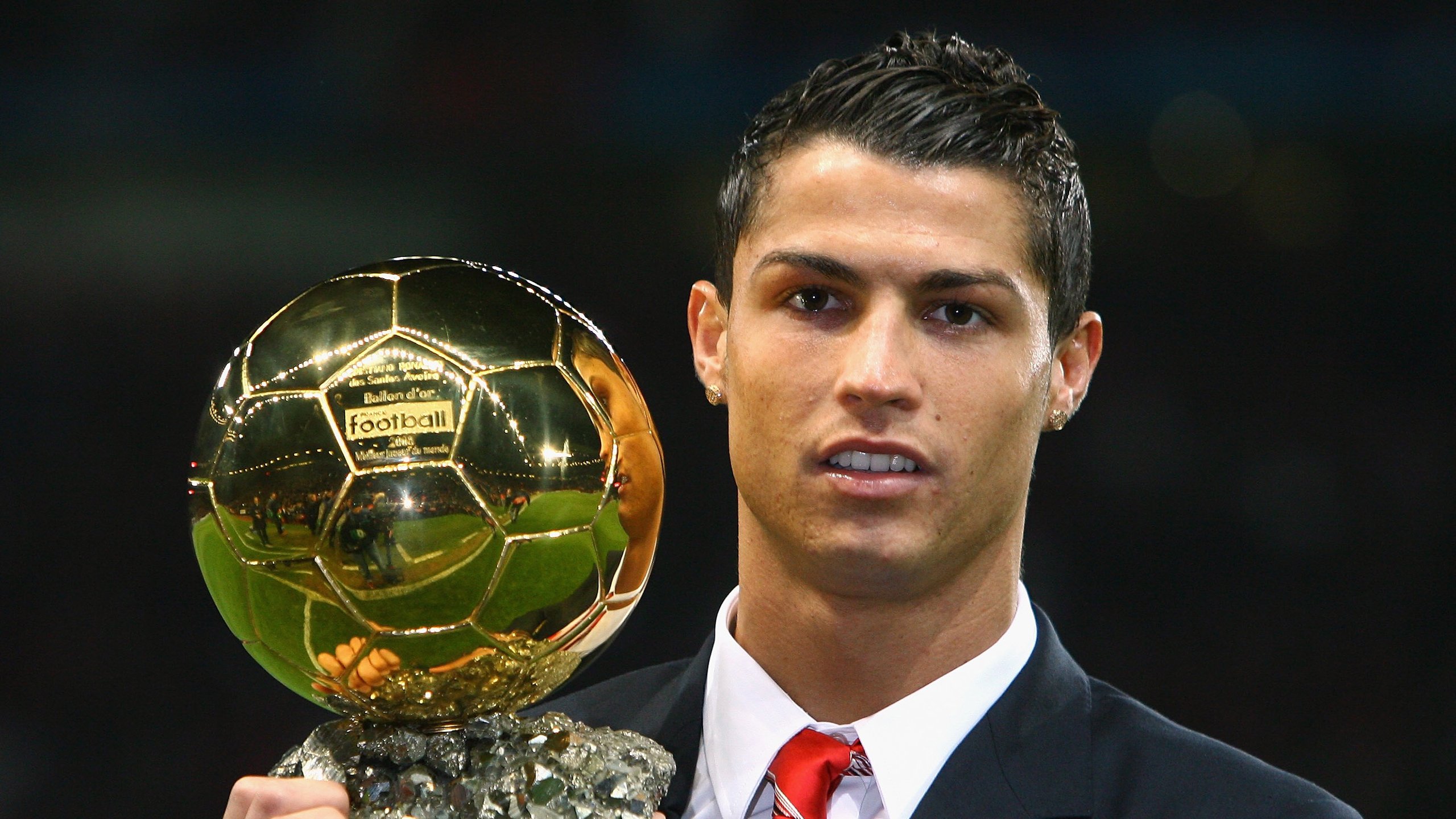 王座与斗兽场，唯一性的双重奏